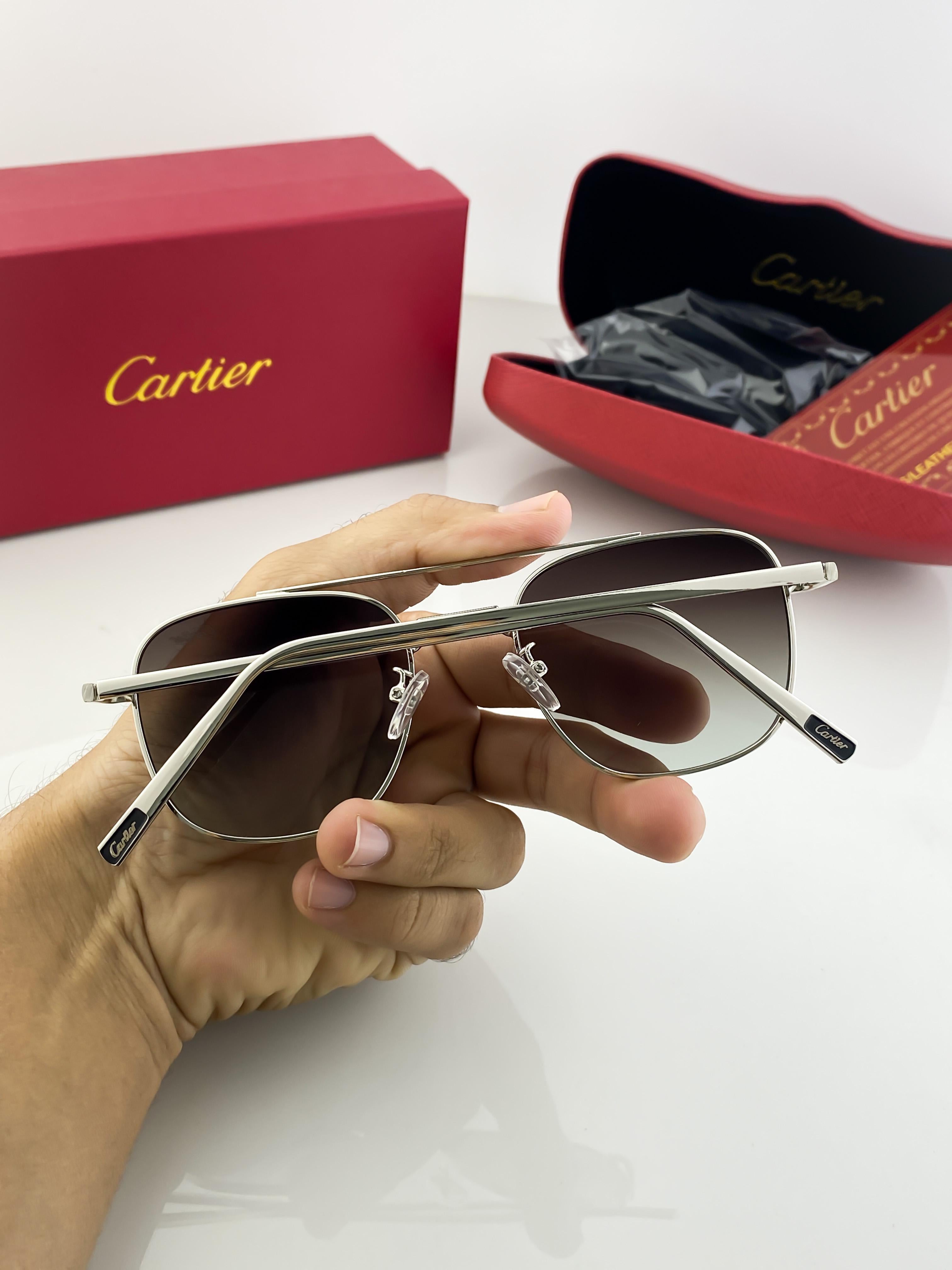 CAR SILVER BLACK 7947 B